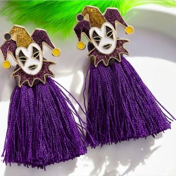 Mardi Gras Jester Fringe Earrings Purple Tassel Carnival Pierced Studs Dangle - Picture 1 of 4